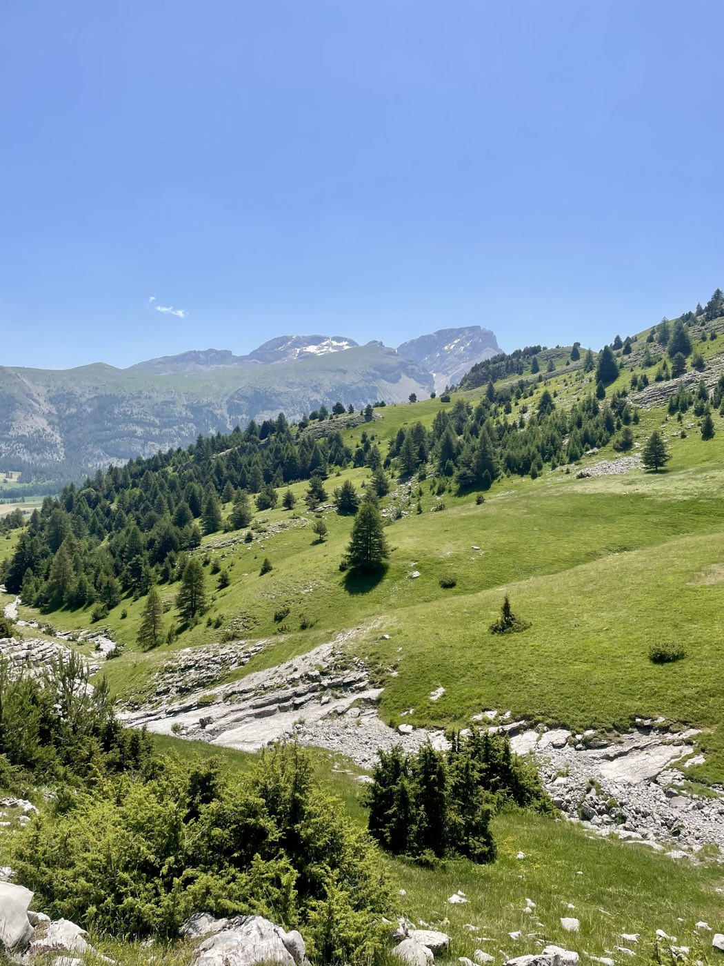 Saute Aure waterfall, the family walk from La Joue du Loup