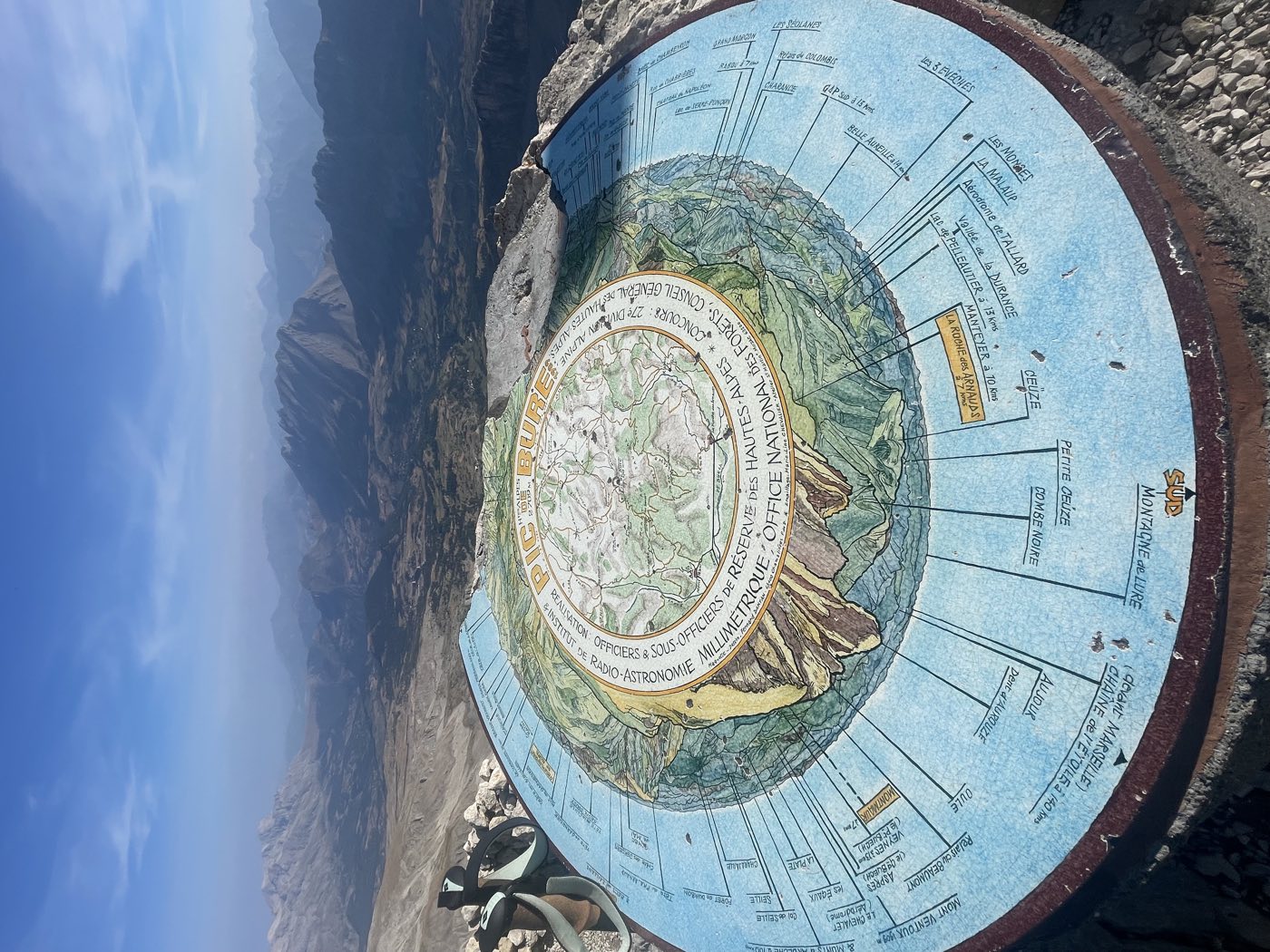 Le plateau et le pic de Bure, l’autre monde du Dévoluy